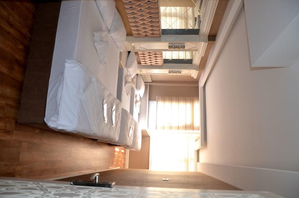 Sun Comfort Hotel Istanbul Exterior photo
